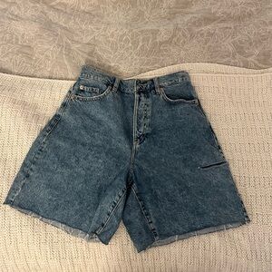 Garage shorts